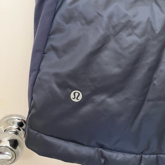 Vest/ lululemon - Picture 4 of 8